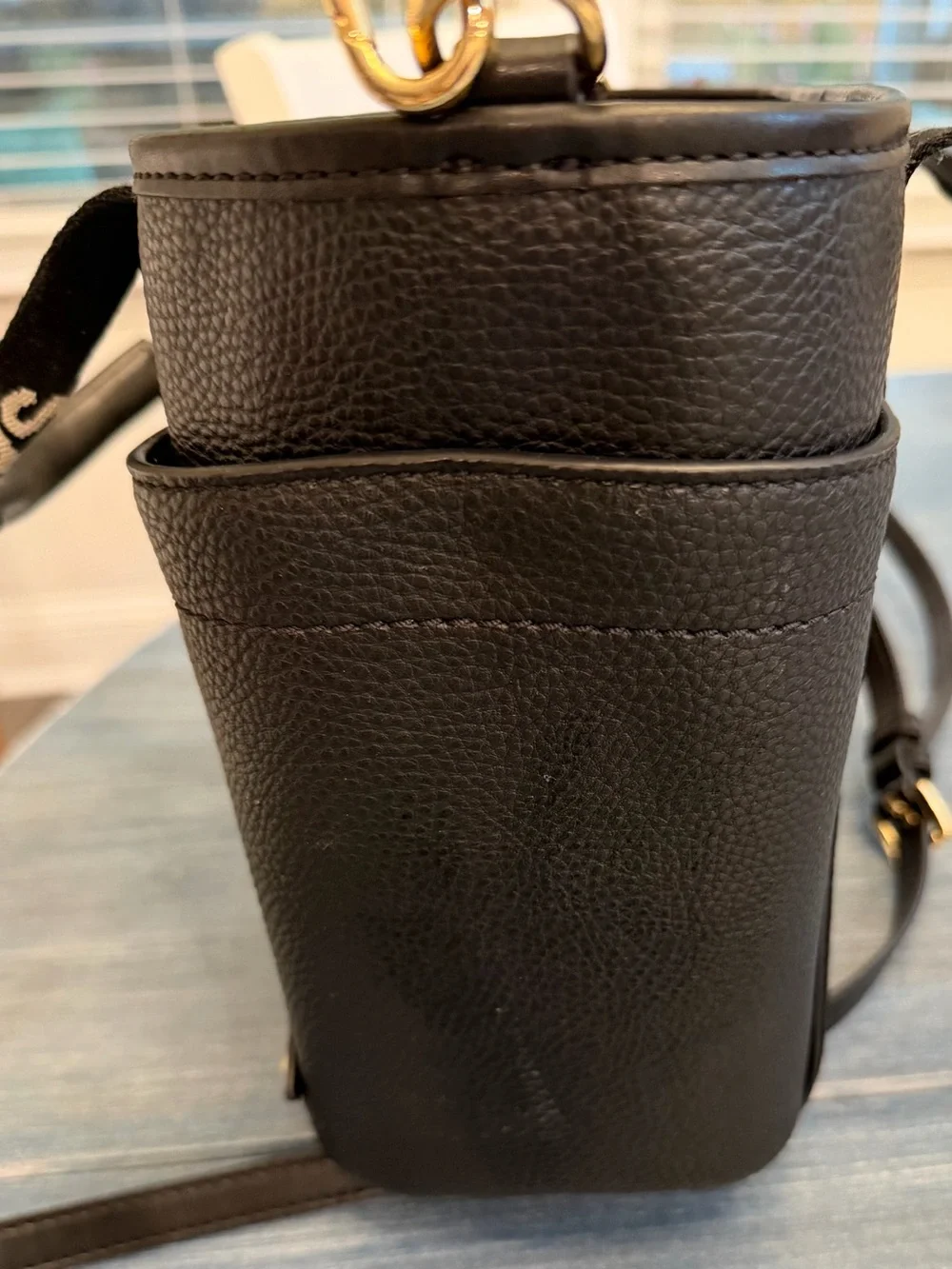 Michael Kors Black Pebbled Cross-Body Leather Small Tote/Handbag. Gold Hardware